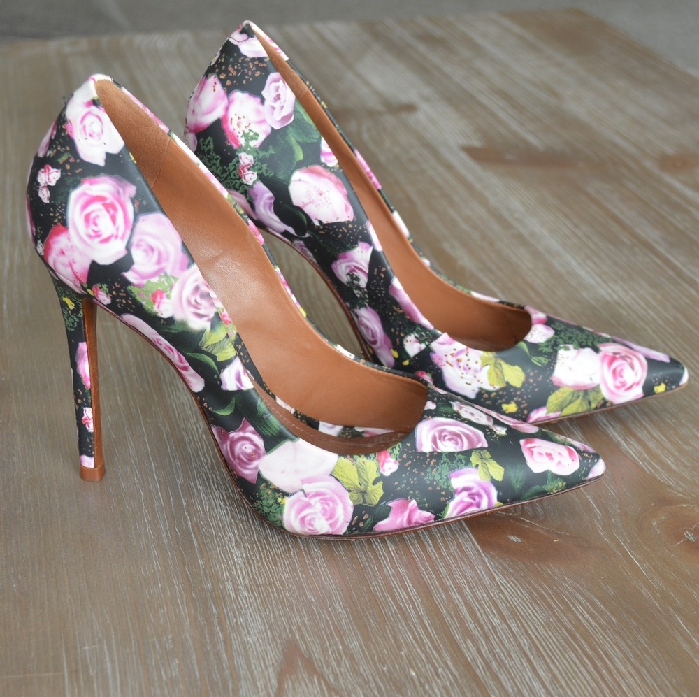 Schutz Flower Pumps